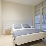Bravissimo Cort Reial-1b شقة *