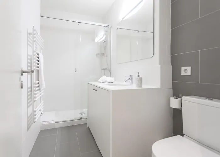 Bravissimo Cort Reial-1b Apartamento *
